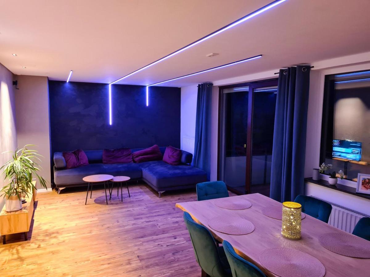 Moderne Ferienwohnung Mit Aussicht บาดเอินเฮาเซน ภายนอก รูปภาพ