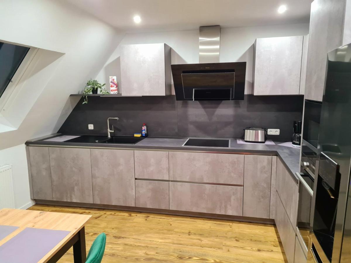 Moderne Ferienwohnung Mit Aussicht บาดเอินเฮาเซน ภายนอก รูปภาพ